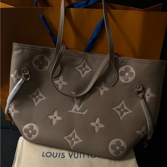 Neverfull Turtledove MM - Picture 1 of 7